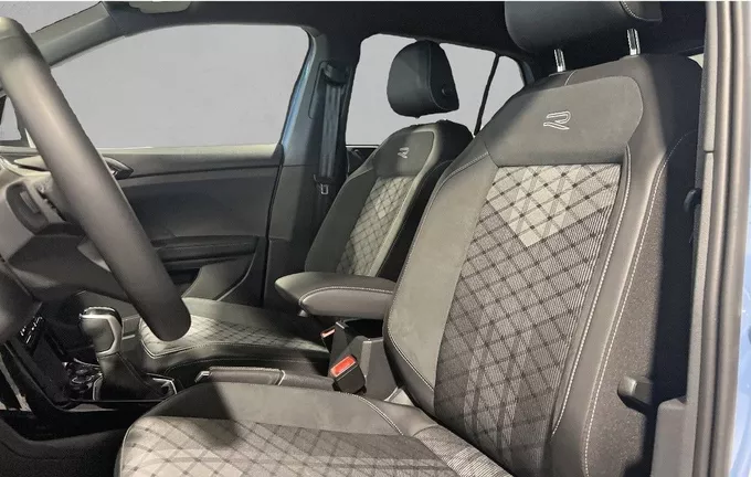 VOLKSWAGEN T-CROSS 1.0 TSI 116 Start/Stop DSG7 R-Line Edition extérieur trois quart arrière droit 2128666