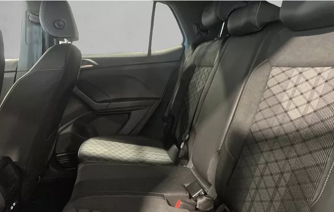 VOLKSWAGEN T-CROSS 1.0 TSI 116 Start/Stop DSG7 R-Line Edition extérieur arrière 2128666