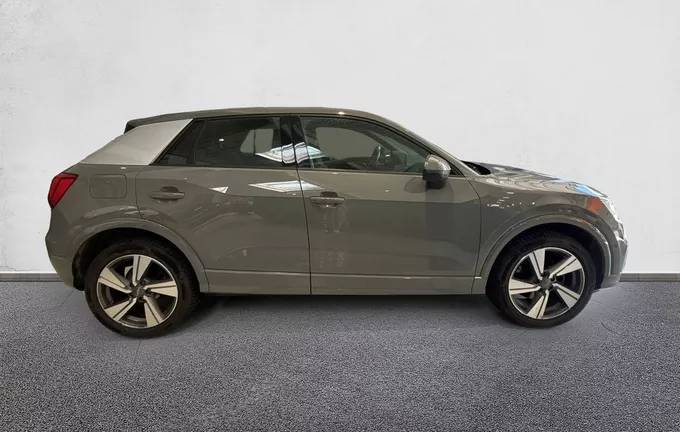 AUDI Q2 35 TDI 150 S tronic 7 Quattro S Line extérieur côté droit 2129761