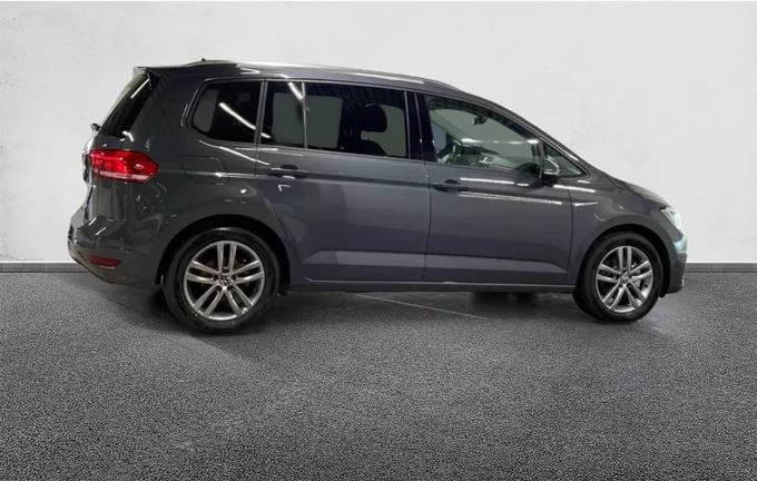 VOLKSWAGEN TOURAN 2.0 TDI 150 DSG7 7pl VW Edition extérieur côté droit 2126690