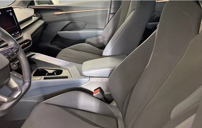 CUPRA TERRAMAR 1.5 eTSI Hybrid 150 ch DSG7 V extérieur trois quart arrière droit 2129739