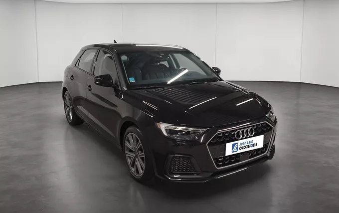 AUDI A1 Sportback 30 TFSI 110 ch S tronic 7 Advanced extérieur trois quart avant droit 2132748
