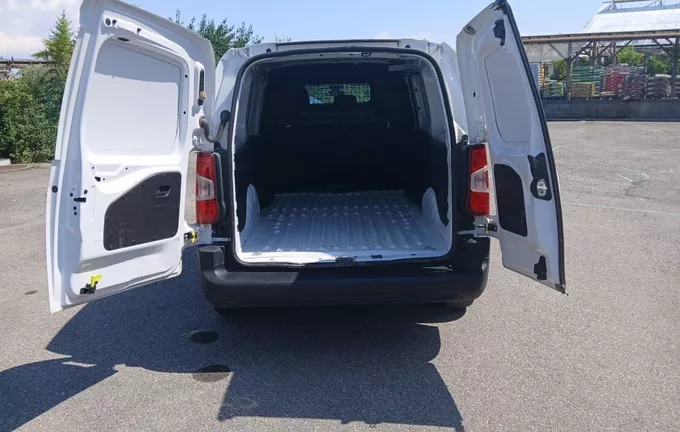 OPEL COMBO CARGO XL 950 KG BLUEHDI 100 S&S BVM6 extérieur arrière 945810