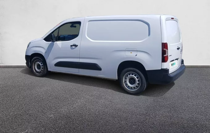 OPEL COMBO CARGO XL 950 KG BLUEHDI 100 S&S BVM6 extérieur trois quart arrière gauche 945810