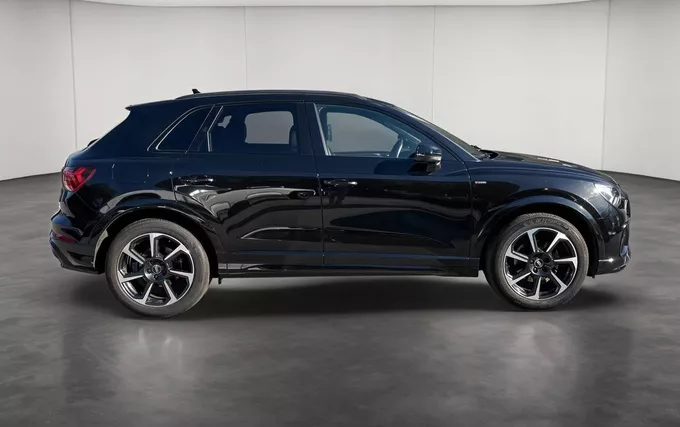 AUDI Q3 35 TDI 150 ch S tronic 7 S line extérieur côté droit 2132347