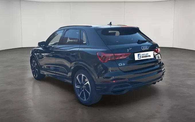 AUDI Q3 35 TDI 150 ch S tronic 7 S line extérieur trois quart arrière gauche 2132347