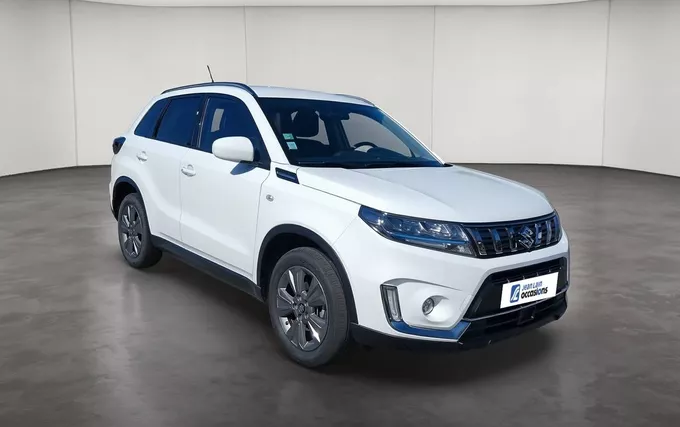 SUZUKI VITARA 1.5 Dualjet Allgrip Hybrid Auto Privilège extérieur trois quart avant droit 14023