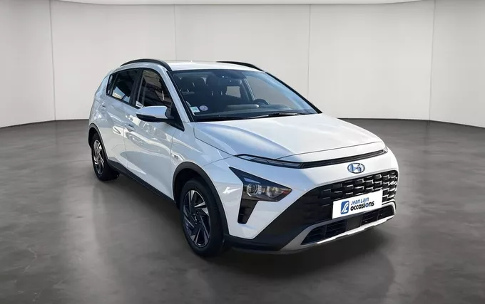 HYUNDAI BAYON 1.0 T-GDi 100 Hybrid 48V Intuitive extérieur trois quart avant droit 14153