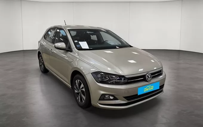 VOLKSWAGEN POLO 1.0 TSI 95 S&S BVM5 Confortline extérieur trois quart avant droit 213633