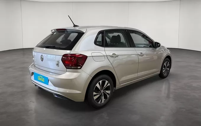 VOLKSWAGEN POLO 1.0 TSI 95 S&S BVM5 Confortline extérieur trois quart arrière droit 213633