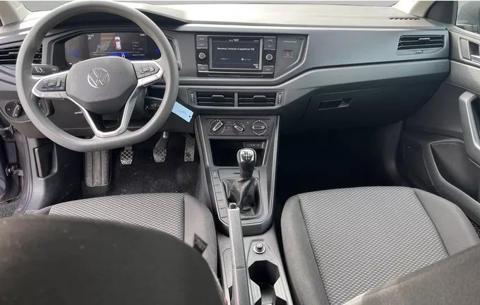 VOLKSWAGEN POLO 1.0 TSI 95 S&S BVM5 extérieur trois quart avant droit 2126555