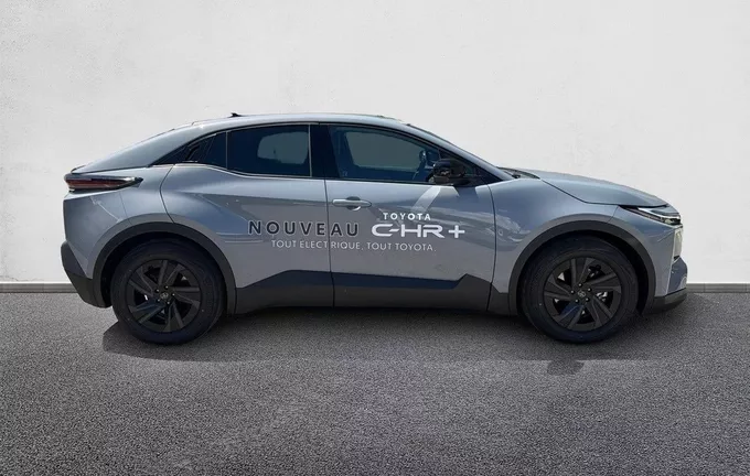 TOYOTA C-HR + GRANDE AUTONOMIE DESIGN extérieur côté droit 117106