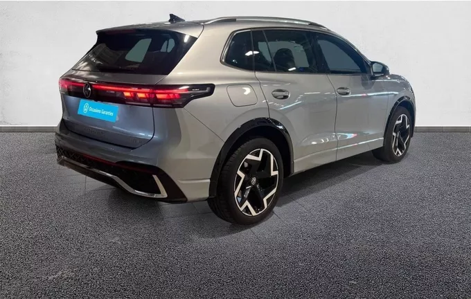 VOLKSWAGEN TIGUAN 1.5 eTSI 150ch DSG7 R-Line Edition extérieur avant 2130401