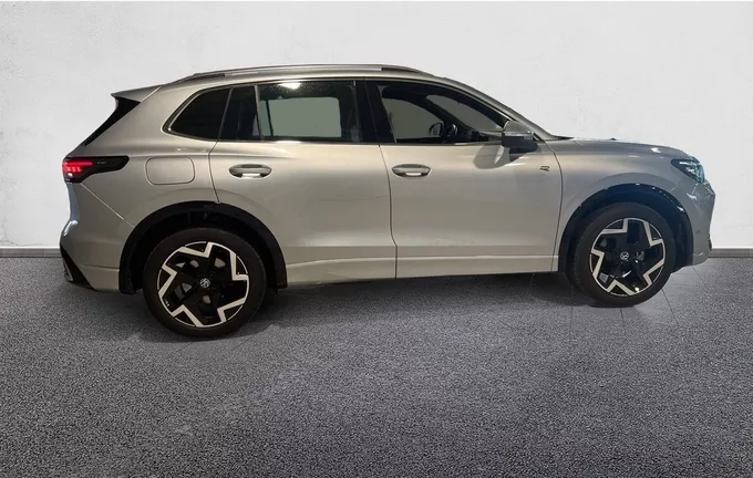 VOLKSWAGEN TIGUAN 1.5 eTSI 150ch DSG7 R-Line Edition extérieur côté droit 2130401