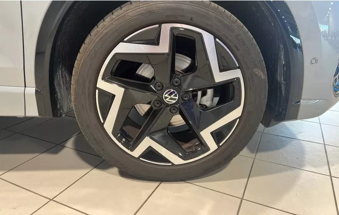 VOLKSWAGEN TIGUAN 1.5 eTSI 150ch DSG7 R-Line Edition photo 12 2130401