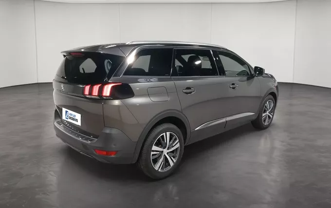 PEUGEOT 5008 PureTech 130ch S&S EAT8 Allure Pack extérieur trois quart arrière droit 946668