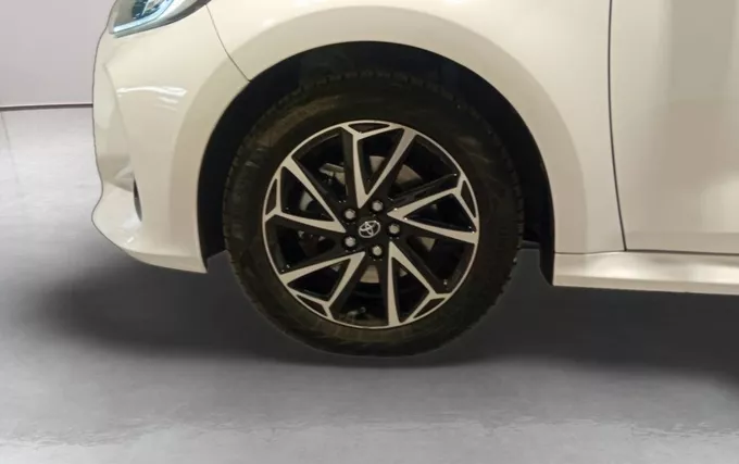 TOYOTA YARIS Hybride 116h Design photo 10 1103796