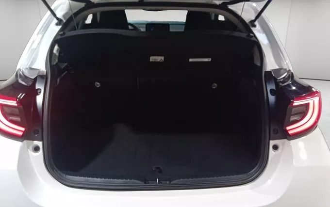 TOYOTA YARIS Hybride 116h Design photo 11 1103796