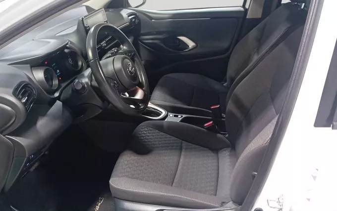 TOYOTA YARIS Hybride 116h Design photo 12 1103796