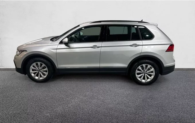 VOLKSWAGEN TIGUAN 2.0 TDI 150ch DSG7 Life Business extérieur trois quart arrière gauche 2123469