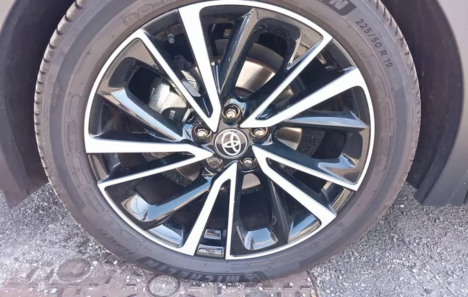TOYOTA C-HR Hybride 140 Collection photo 13 946000