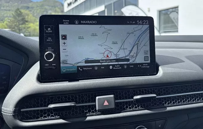 HONDA ZR-V e:HEV 2.0 i-MMD Advance extérieur trois quart arrière droit 13807