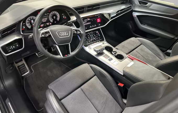 AUDI A6 Avant 55 TFSIe 367 ch S tronic 7 Quattro Competition photo 11 2129762