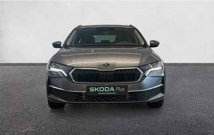 SKODA OCTAVIA Combi 1.5 TSI Hybrid 150 ch ACT DSG7 Selection photo 9 2129727