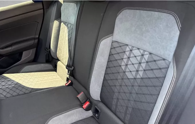 VOLKSWAGEN TAIGO 1.0 TSI 116 DSG7 R-Line Edition extérieur arrière 2130865