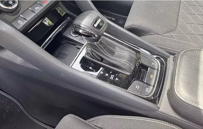 SKODA KAROQ 1.5 TSI 150 ch ACT DSG7 Sportline photo 16 2131768