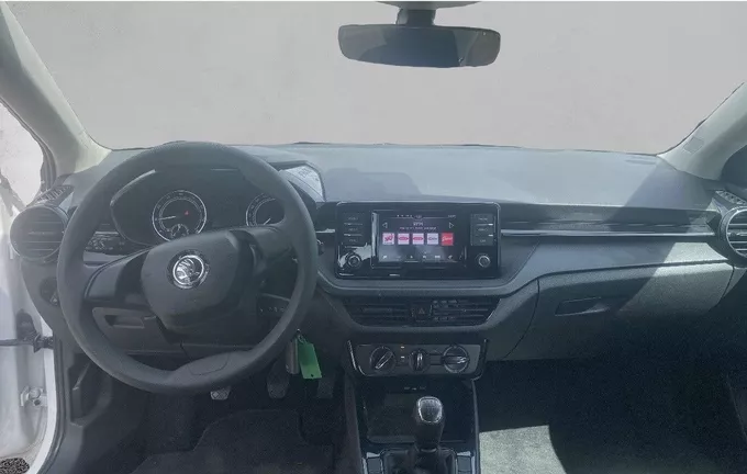 SKODA FABIA 1.0 MPI 65 ch BVM5 Active extérieur trois quart avant droit 2129573