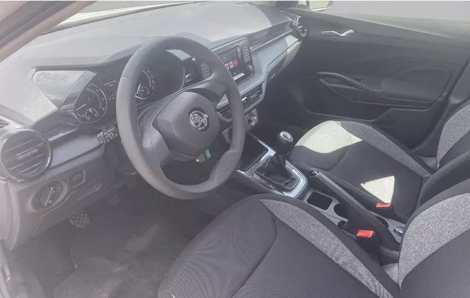 SKODA FABIA 1.0 MPI 65 ch BVM5 Active photo 13 2129573
