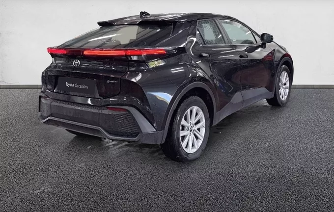 TOYOTA C-HR Hybride 140 Dynamic extérieur trois quart arrière droit 1102511