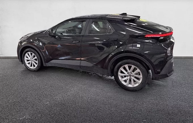 TOYOTA C-HR Hybride 140 Dynamic extérieur côté gauche 1102511
