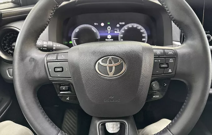 TOYOTA C-HR Hybride 140 Dynamic photo 12 1102511