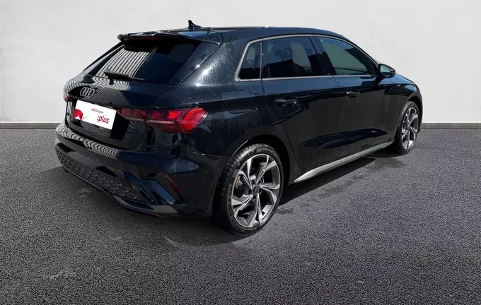 AUDI A3 Sportback TFSI Mild Hybrid 150 S tronic 7 S line extérieur trois quart arrière droit 2126726