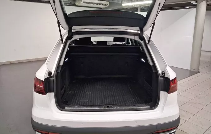 AUDI A4 Allroad 40 TDI 190 S Tronic 7 Quattro Design photo 10 2131538