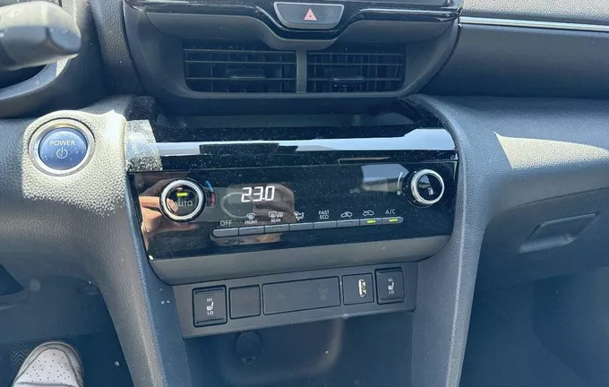 TOYOTA YARIS CROSS Hybride 116h 2WD Design photo 14 1103408