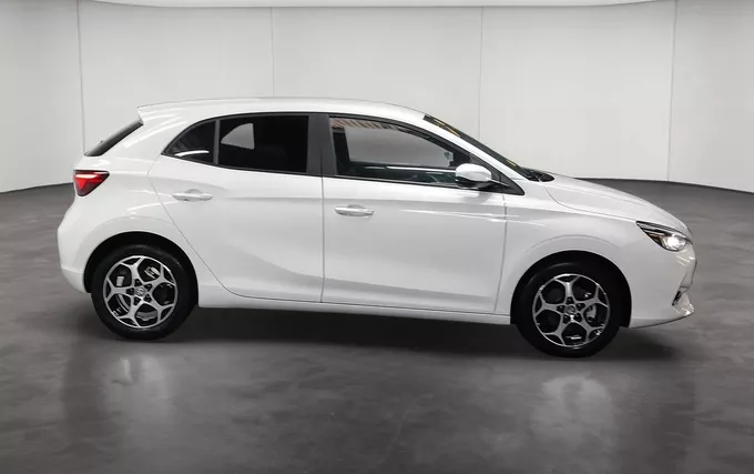 MG MG3 1.5 L Hybrid+ 195 ch Luxury extérieur côté droit 601312