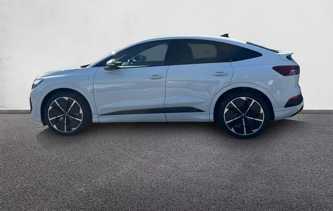 AUDI Q4 E-TRON Sportback 45 285 ch 82 kWh quattro S line extérieur côté gauche 7303