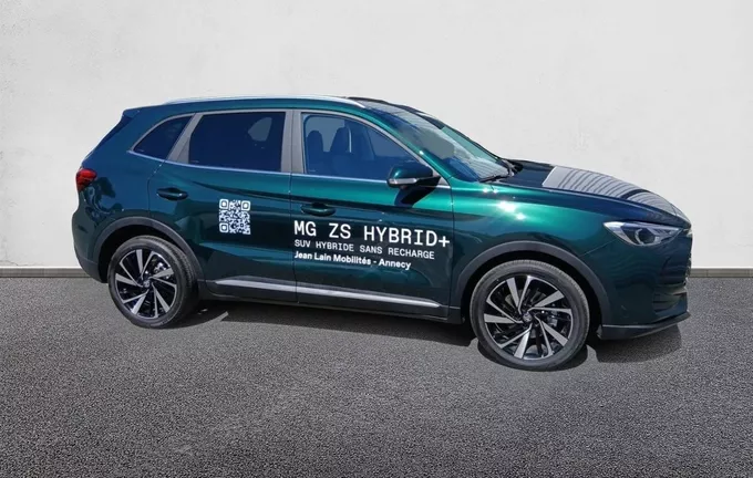MG ZS 1.5 L Hybrid+ 197 ch Luxury extérieur côté droit 9212