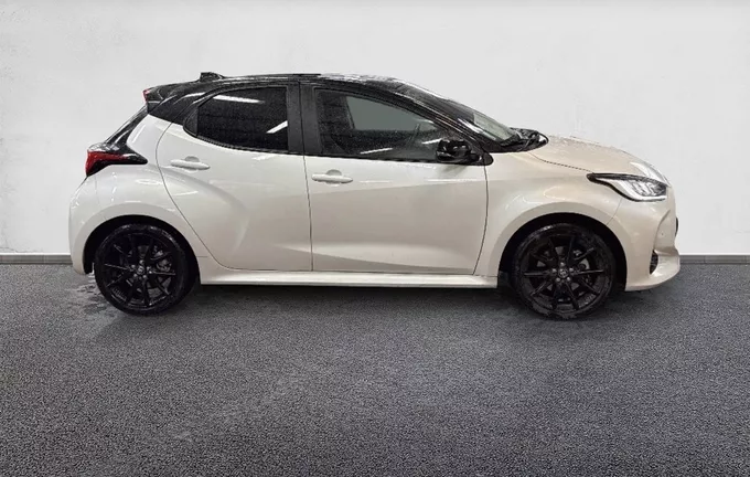 TOYOTA YARIS Hybride 116h Collection extérieur côté droit 1103337