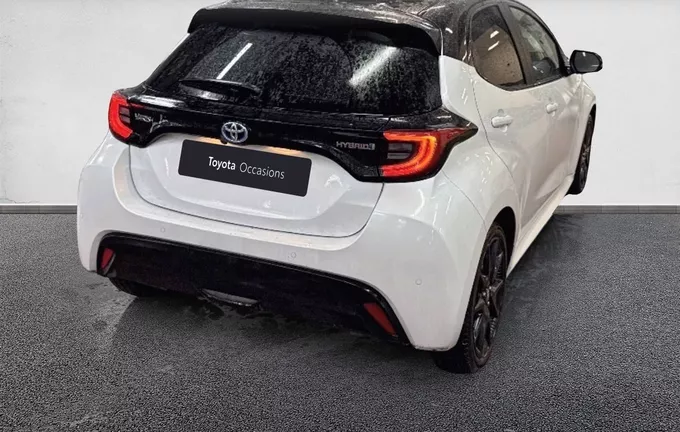 TOYOTA YARIS Hybride 116h Collection extérieur trois quart arrière droit 1103337
