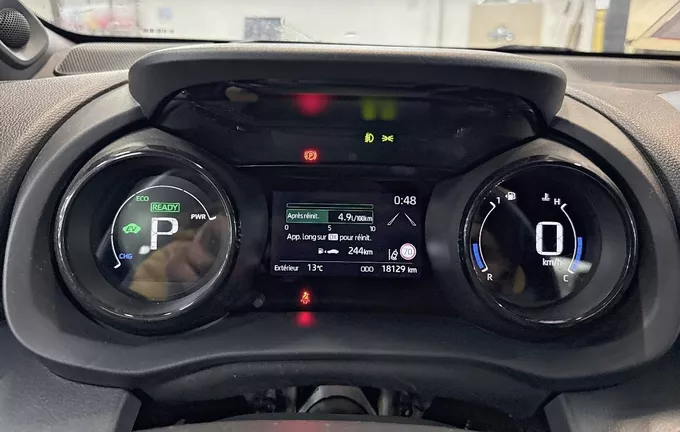TOYOTA YARIS Hybride 116h Collection photo 16 1103337