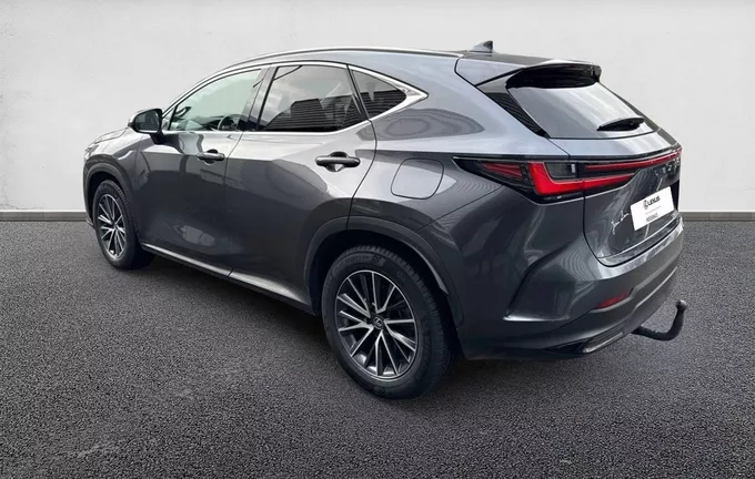 LEXUS NX 450h+ 4WD Hybride Rechargeable Luxe extérieur trois quart arrière gauche 1103007