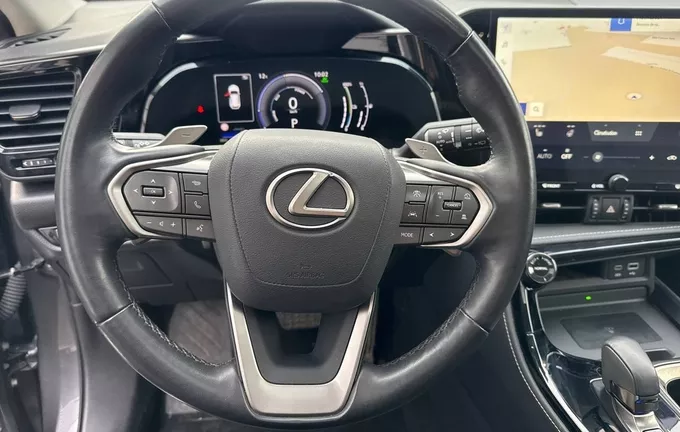 LEXUS NX 450h+ 4WD Hybride Rechargeable Luxe photo 12 1103007