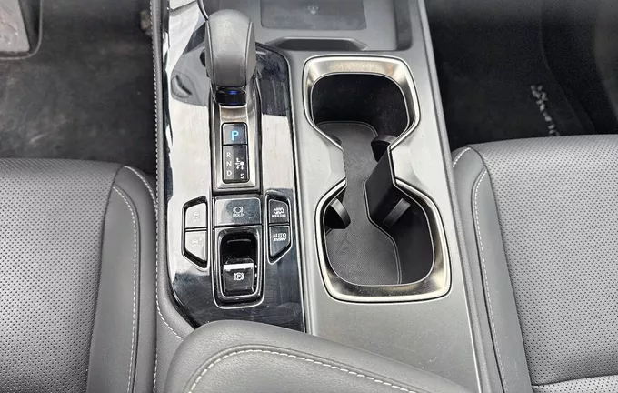 LEXUS NX 450h+ 4WD Hybride Rechargeable Luxe photo 14 1103007