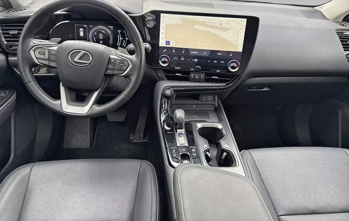 LEXUS NX 450h+ 4WD Hybride Rechargeable Luxe photo 18 1103007