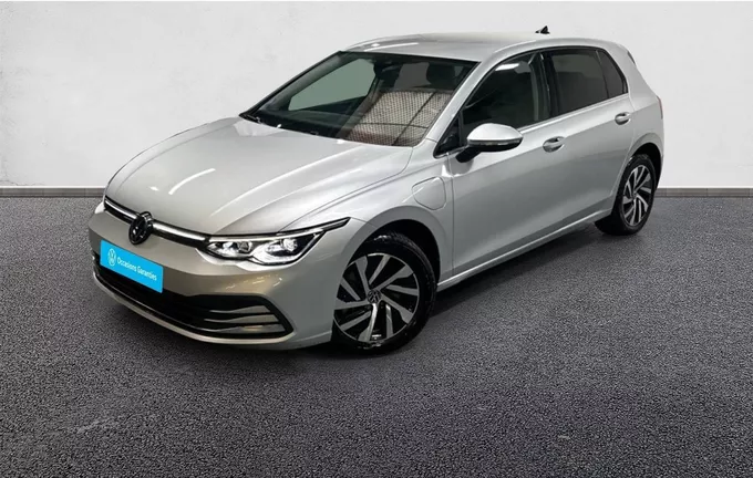 VOLKSWAGEN GOLF 1.4 Hybrid Rechargeable OPF 204 DSG6 Style extérieur trois quart avant gauche 2129477