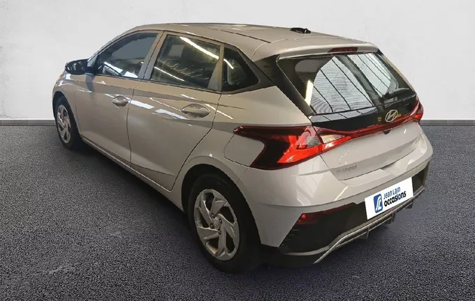 HYUNDAI I20 1.2 79 Initia extérieur trois quart arrière gauche 13356